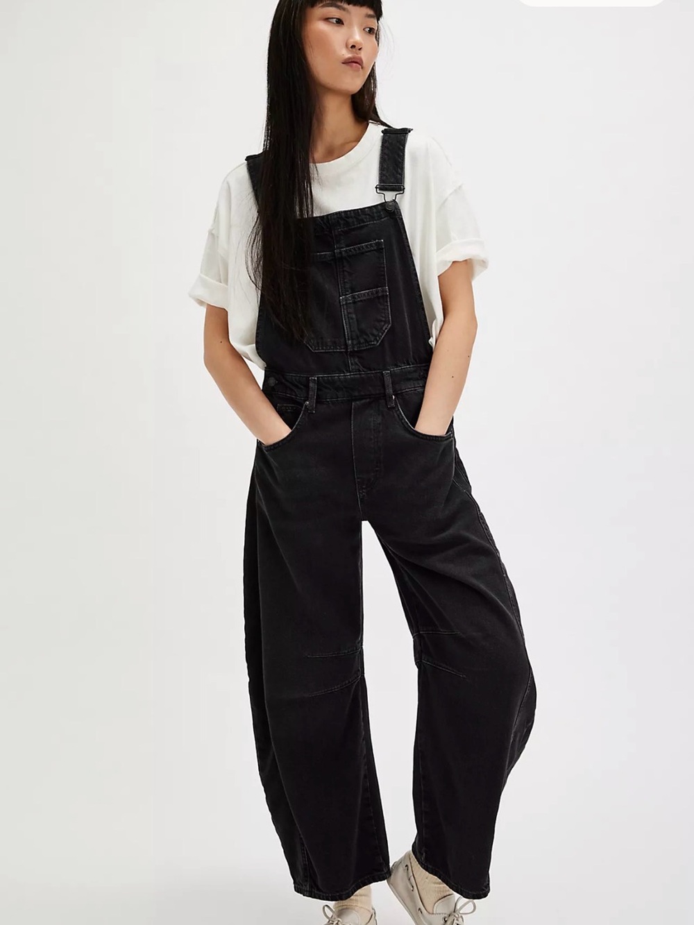 We The Free Wide-Leg Good Luck Barrel Overalls Black Denim Medium Short